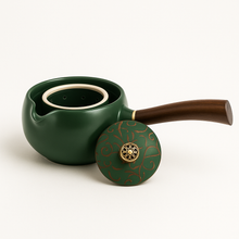 Load image into Gallery viewer, Tetera estilo japones con detalles metálicos y mango de madera
